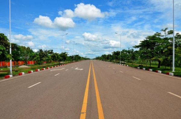  عکس پس زمینه جاده زیبا برای گوشی