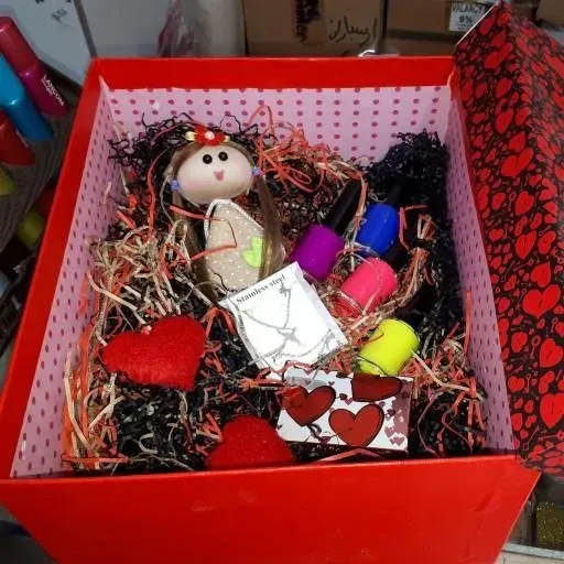  عکس باکس هدیه روز دختر جدید