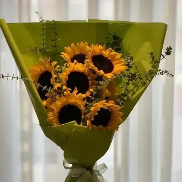  عکس باکس گل و دسته گل روز معلم