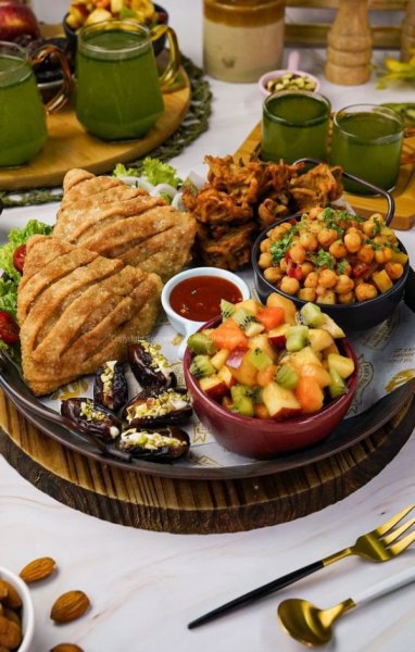  عکس تزیین سفره عید فطر جدید