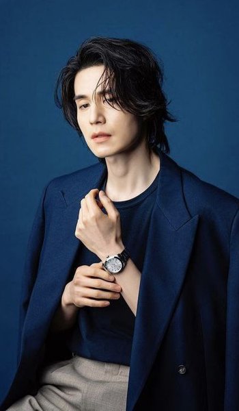  عکس لی دونگ ووک بازیگر کره ای معروف