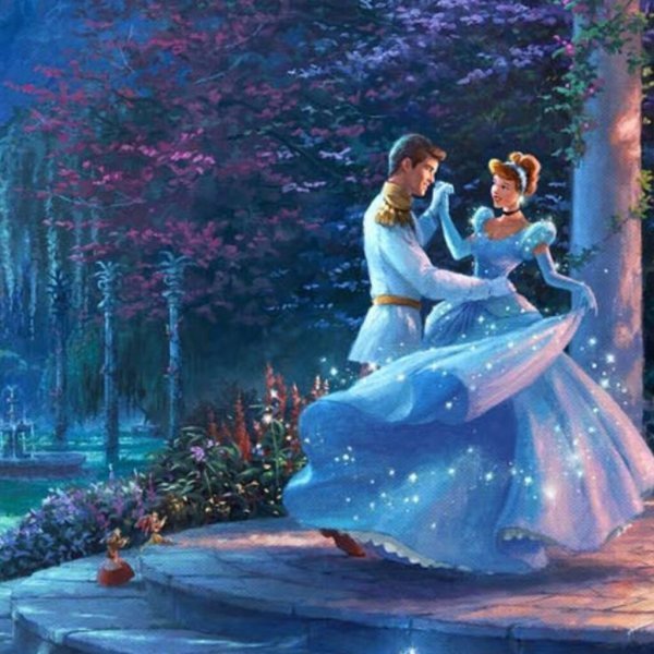 عکس سیندرلا و شاهزاده عاشقانه