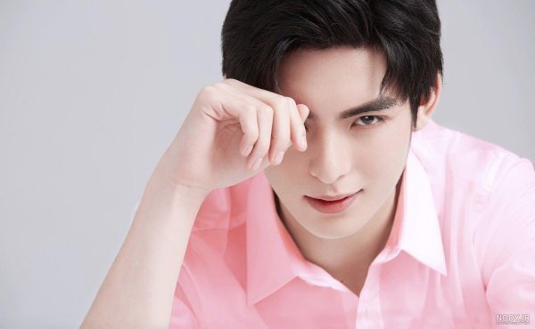  عکس های گیف وانگ ییبو چینی