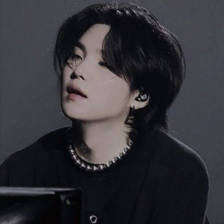  عکس های شوگا در گروه بی تی اس