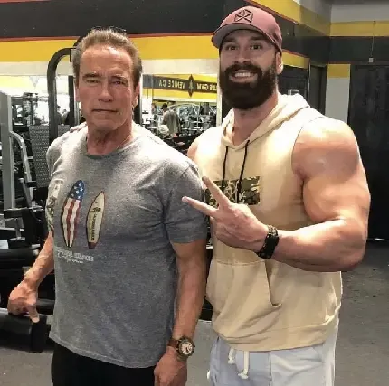  دانلود عکس های آرنولد با کیفیت بالا