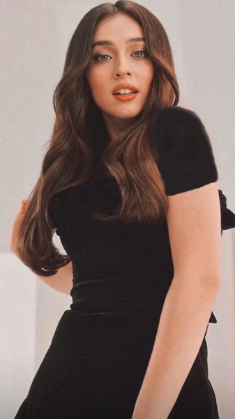  عکس جمره بایسل بازیگر ترکیه