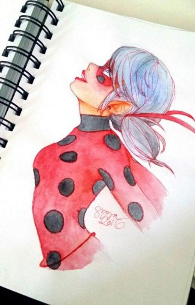  عکس دختر کفشدوزکی زیبا