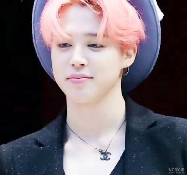  عکس یونجون با عینک