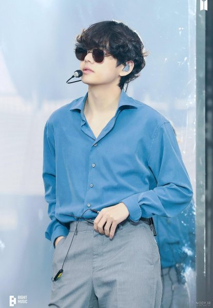  عکس یونجون با عینک