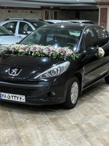 تزیین ماشین عروس ساده در خانه