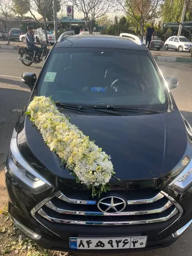 تزیین ماشین عروس ساده در خانه