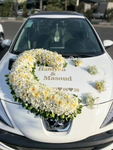 تزیین ماشین عروس ساده در خانه