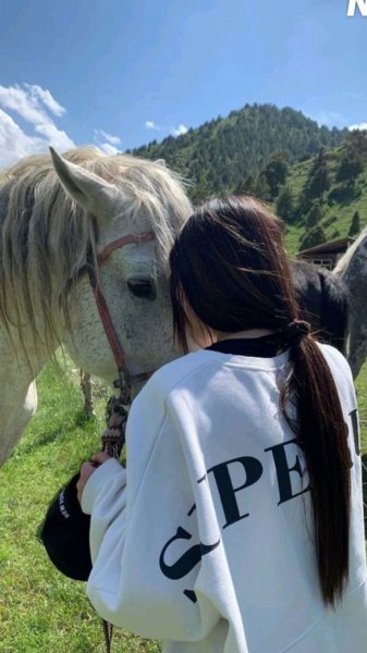  عکس دختر لاکچری برای پروفایل 2026