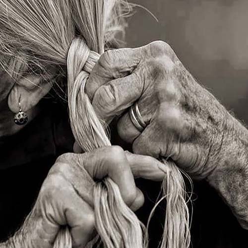  عکس پروفایل سیاه و سفید غمگین