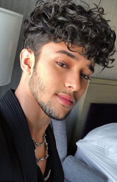  عکس مدل موی فرفری پسرانه