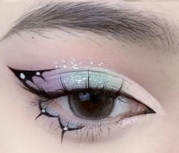  عکس مدل سایه چشم دخترانه فانتزی