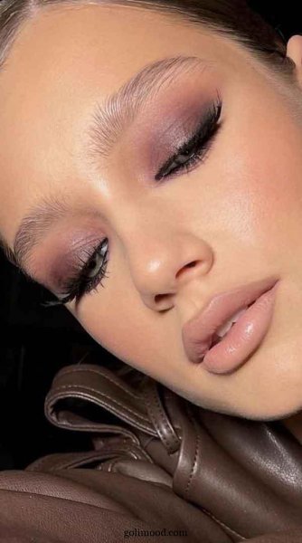 آموزش سایه چشم ساده و شیک دخترانه