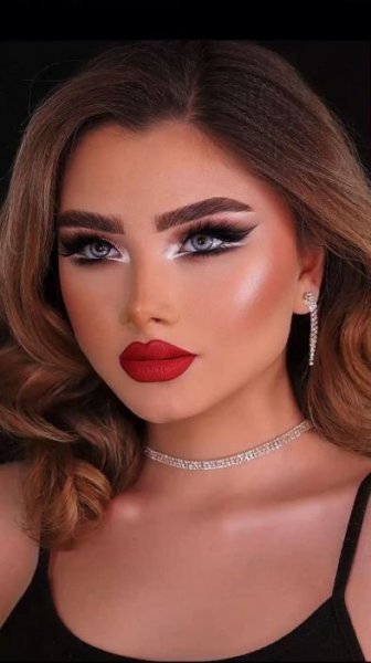 آرایش چشم خلیجی و عربی