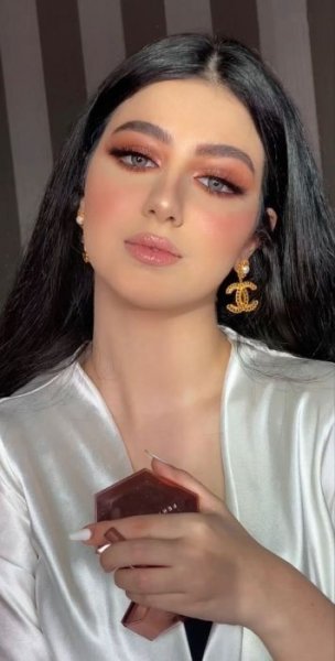 آرایش چشم خلیجی و عربی