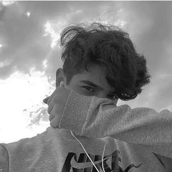  عکس پروفایل پسرانه ساده و شیک