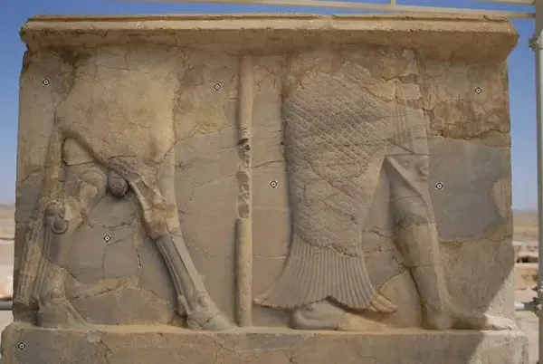  عکس مقبره کوروش کبیر با کیفیت بالا