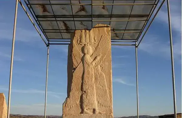  عکس مقبره کوروش کبیر با کیفیت بالا