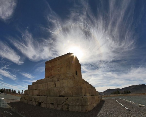  عکس مقبره کوروش کبیر با کیفیت بالا