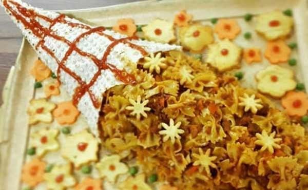 تزیین ماکارونی کودکانه