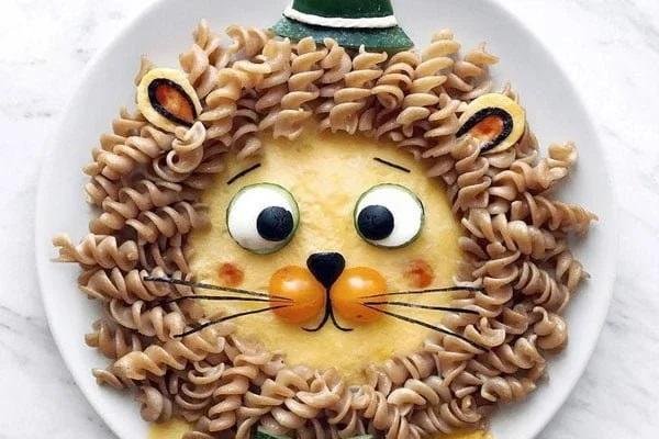 تزیین ماکارونی کودکانه