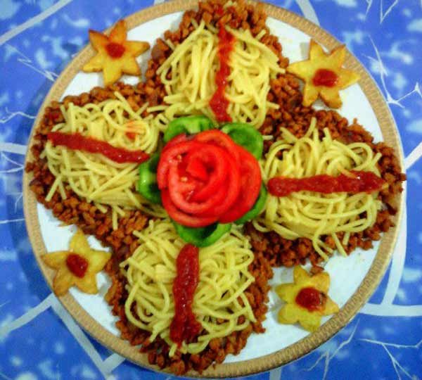  تزیین ماکارونی با سس