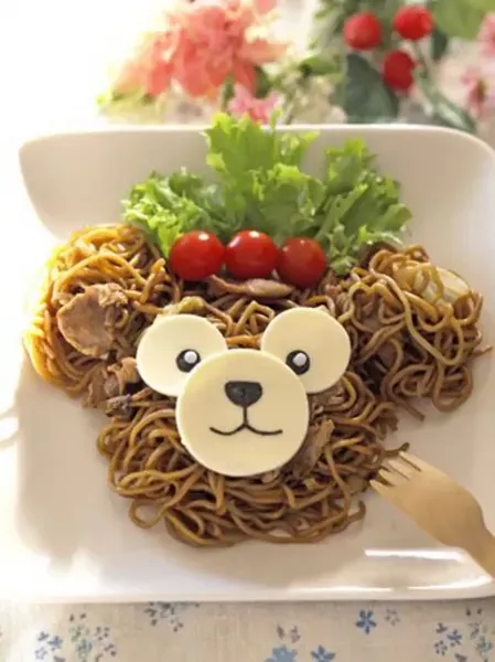 تزیین ماکارونی برای مدرسه پسرانه