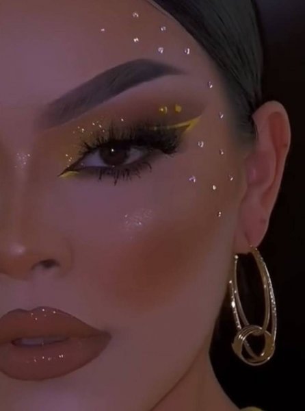  عکس نگین زیر چشم