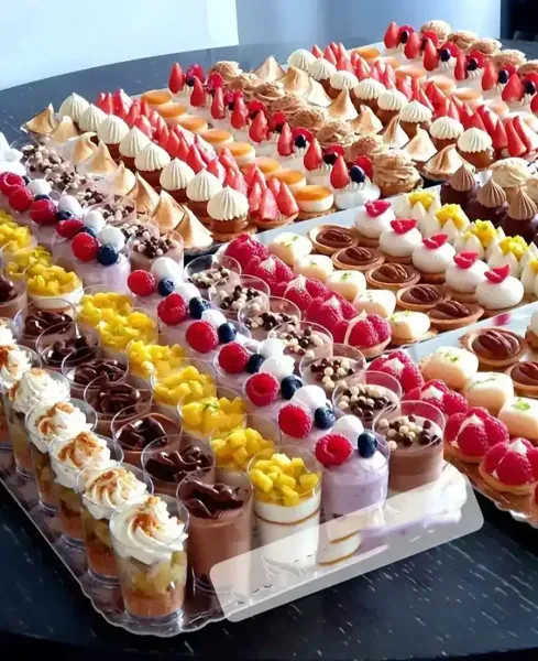  عکس میز فینگر فود تولد ساده