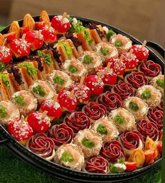  عکس تزیین میز مزه تولد جدید