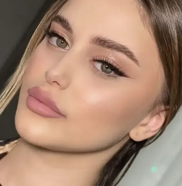  عکس زیباترین مدل آرایش صورت لایت