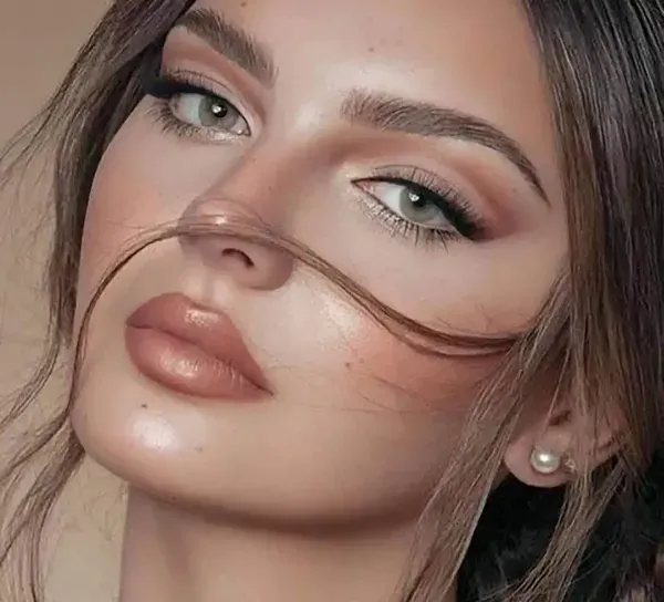  عکس زیباترین مدل آرایش صورت لایت