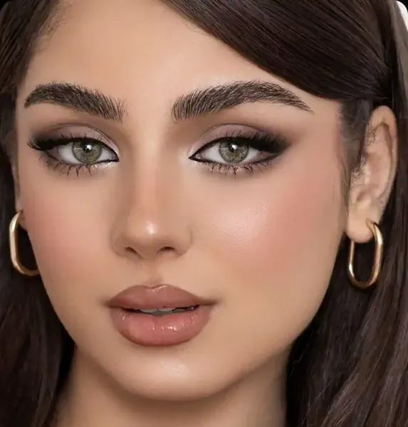  عکس زیباترین مدل آرایش صورت لایت