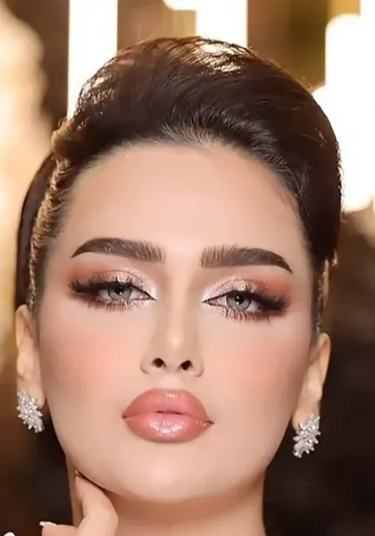  عکس زیباترین مدل آرایش صورت لایت