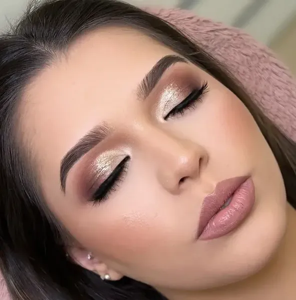  آرایش لایت اروپایی دخترانه جدید