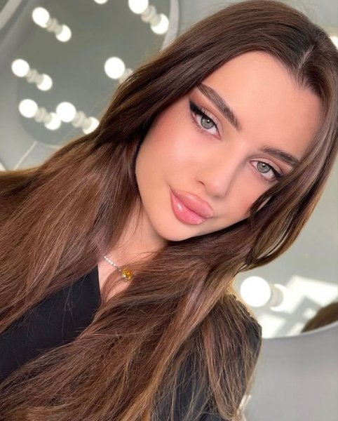 عکس آرایش صورت دخترانه ساده 15 سال