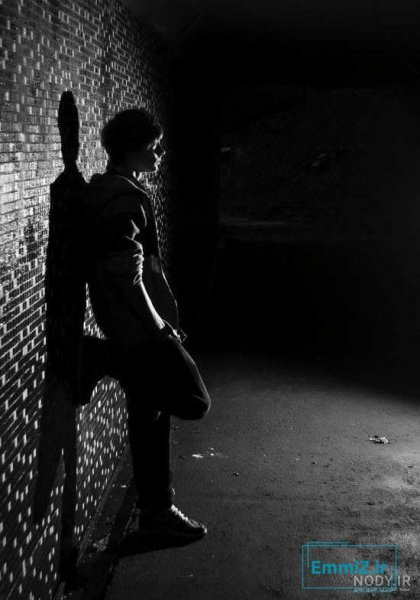 عکس پسرانه با نور کم