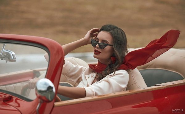  عکس دختر زیبا در حال رانندگی