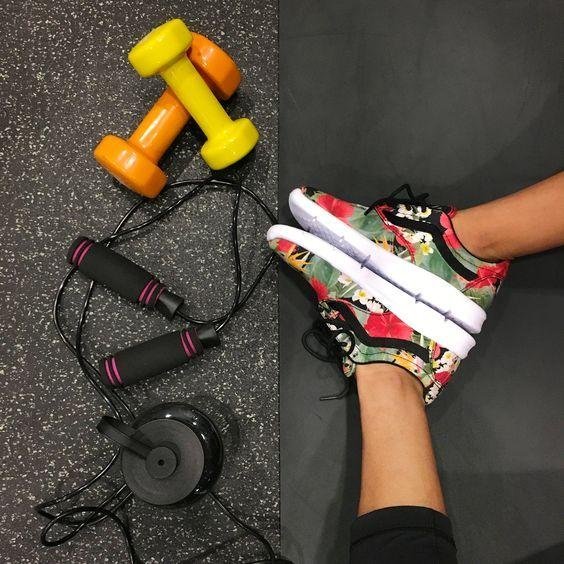  تصویر پروفایل دخترانه جذاب و لاکچری