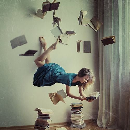  عکس دخترونه لاکچری با کتاب