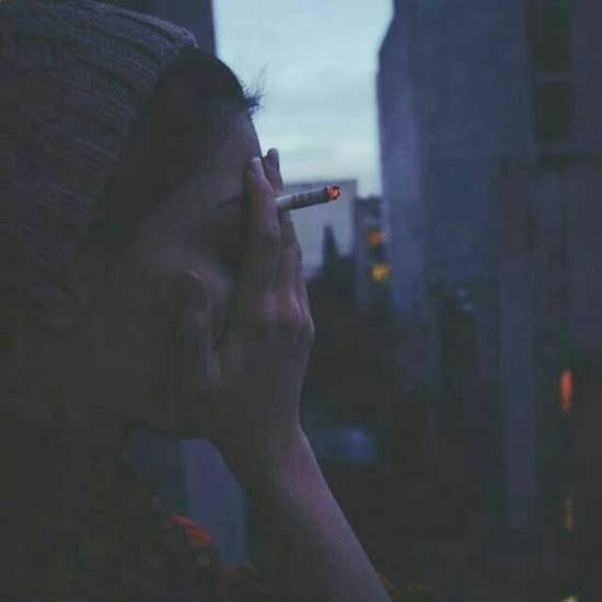  عکس پروفایل خاص دخترونه با سیگار