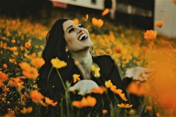  عکس دخترانه طبیعی روز