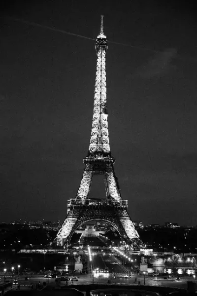  عکس هنری تیره برای والپیپر گوشی