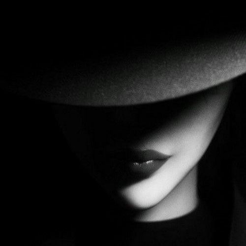  عکس هنری مشکی مناسب پروفایل