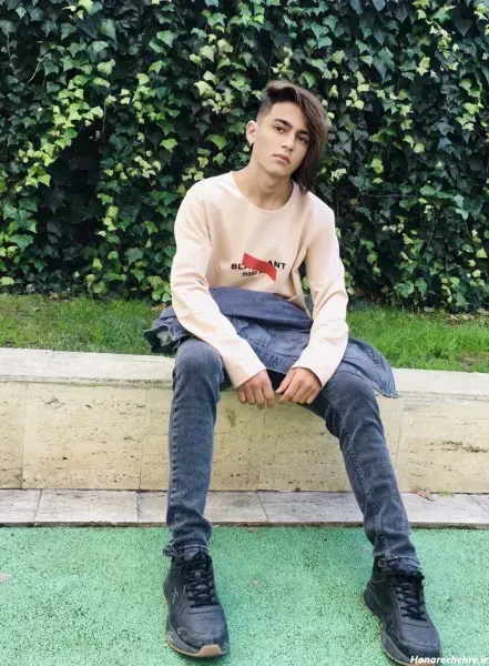  عکس پسر 20 ساله ایرانی