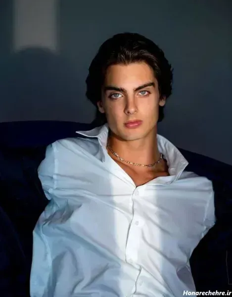  عکس پسر 20 ساله ایرانی